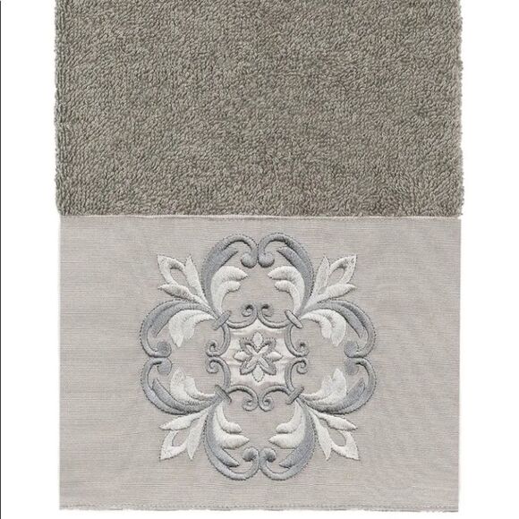 Linum Home Textiles Embellished
Hand Towel by Linum Home Textiles - Picture 1 of 2